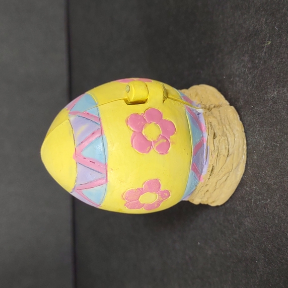 Easter Egg Hinged Diorama - Picture 3 of 6